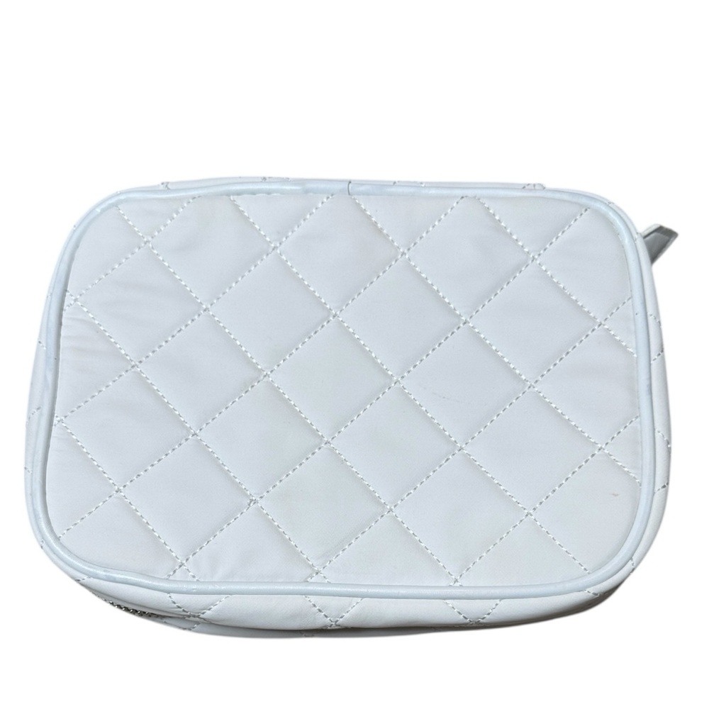 Trish McEvoy White Quilted Makeup Train Case Cosmetic Organizer Travel Bag